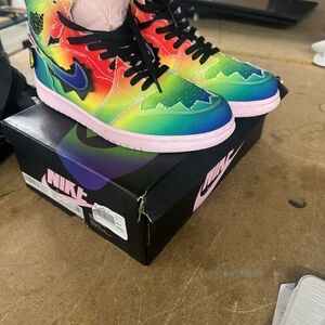 Air Jordan 1 RETRO  J. BALVIN SZ 10 LIKE NEW